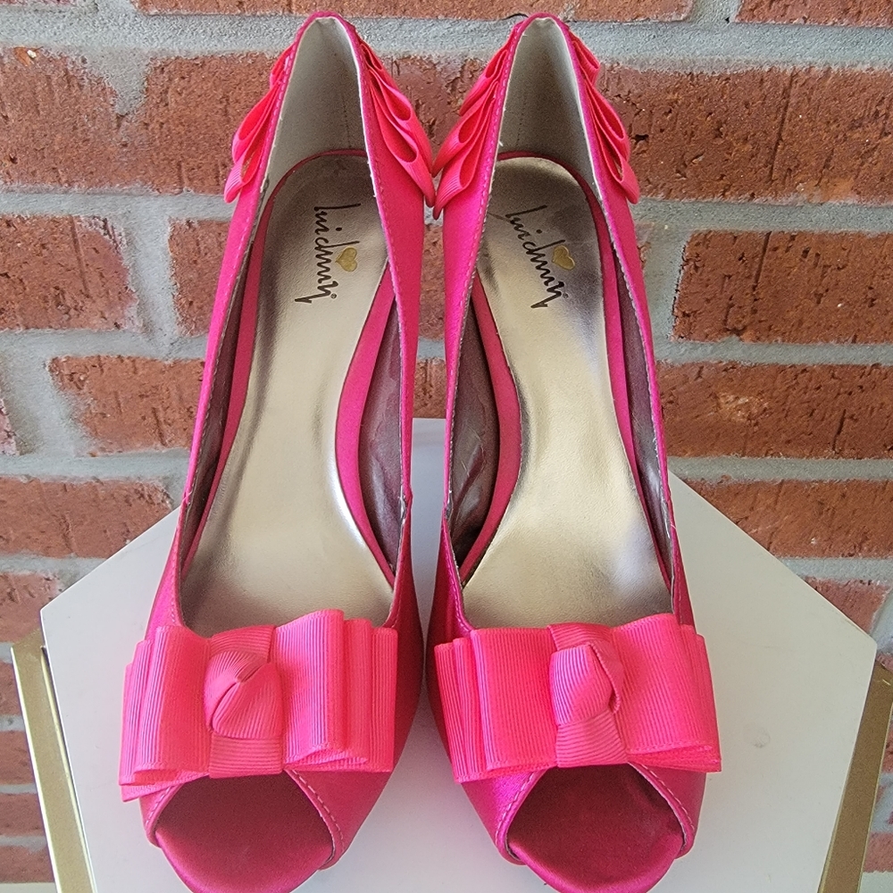 Fushia Heel with Bow